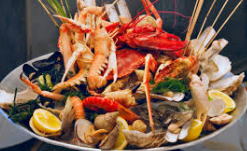 Why are seafood restaurants becoming a must-do part of weekend getaways?