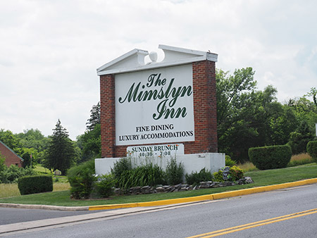 How Multi Tenant Signage Helps Property Owners Attract More Businesses